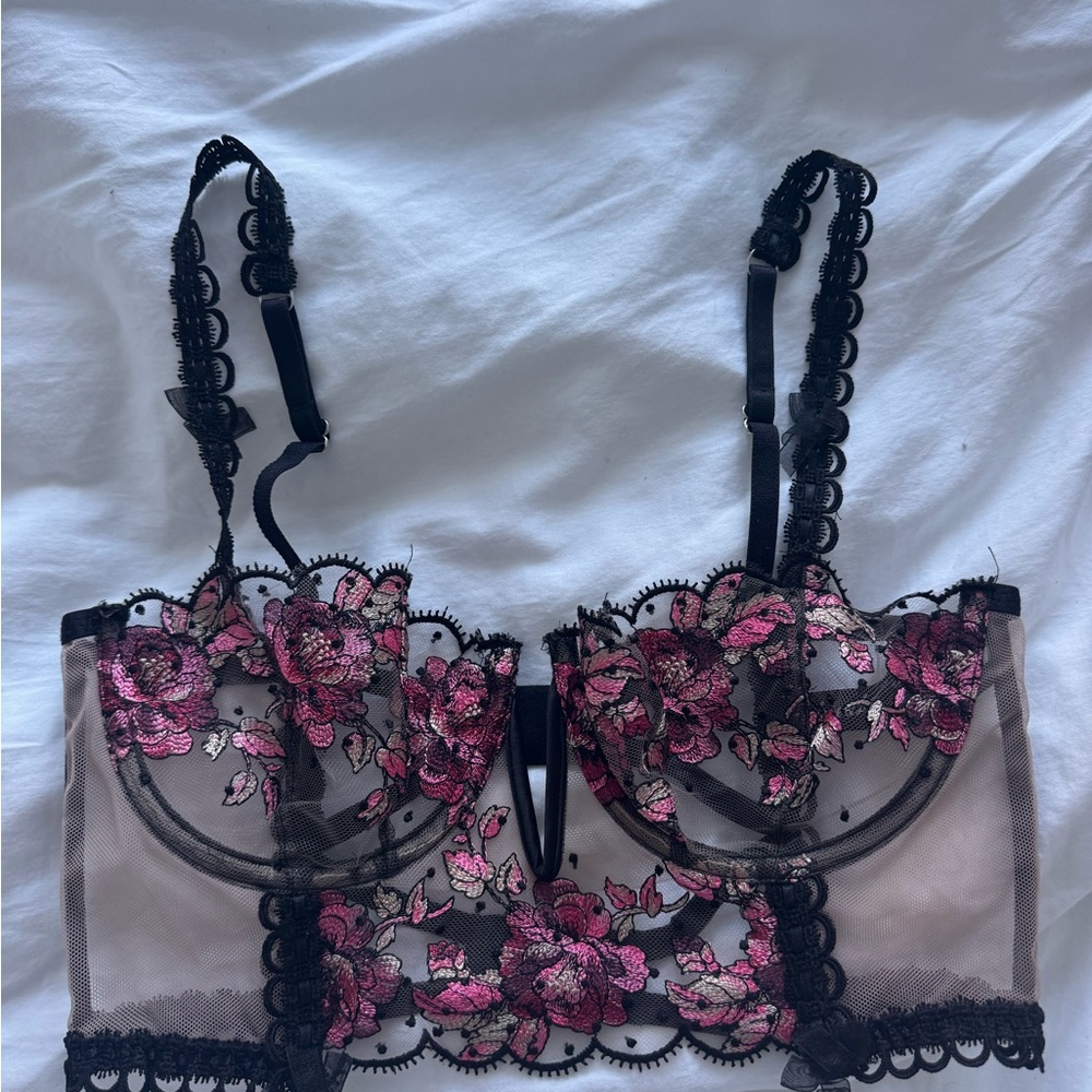Floral Lace Bralette - Black and Pink